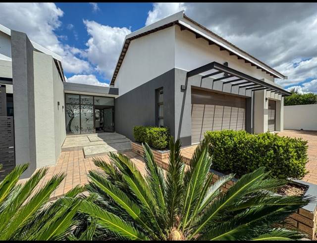 3 BEDROOM HOUSE FOR SALE IN MIDSTREAM RIDGE